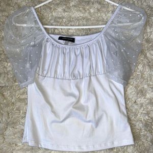White bubble sleeve top
